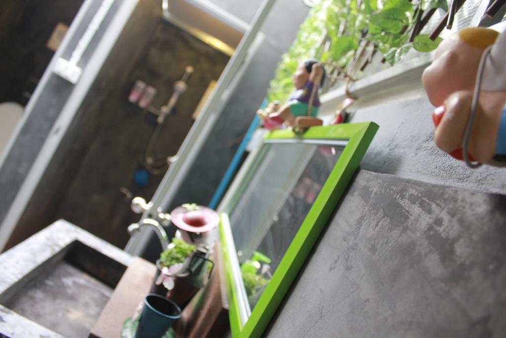 Cm City Hostel Chiang Mai Exterior photo